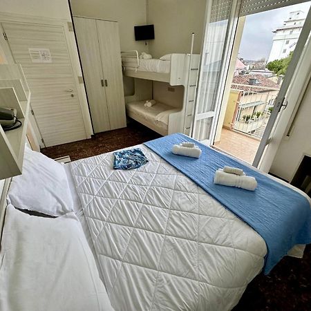 Hotel Napoleon Riccione Exteriör bild