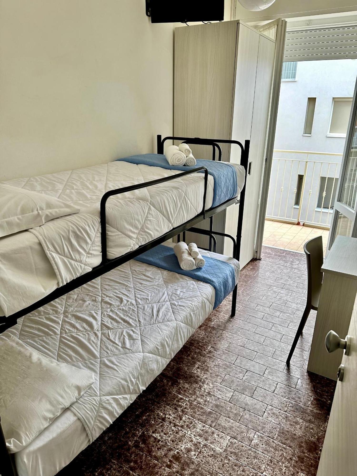 Hotel Napoleon Riccione Exteriör bild